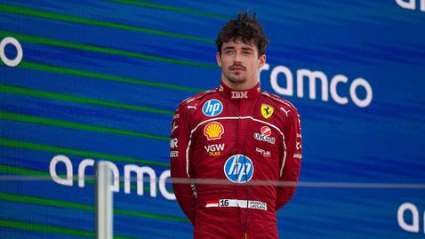  Леклер се изравни с Маса по стартове за Ферари 