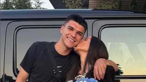 Попфолк певицата Алисия издаде коя е причината да се усмихва