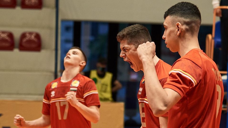 Националите U17 с категоричeн успех над класния тим на Италия 🏐