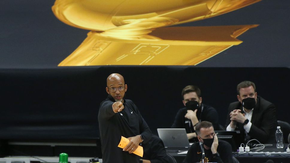 "Слънцата" останаха разочаровани от съдийството в мач №3