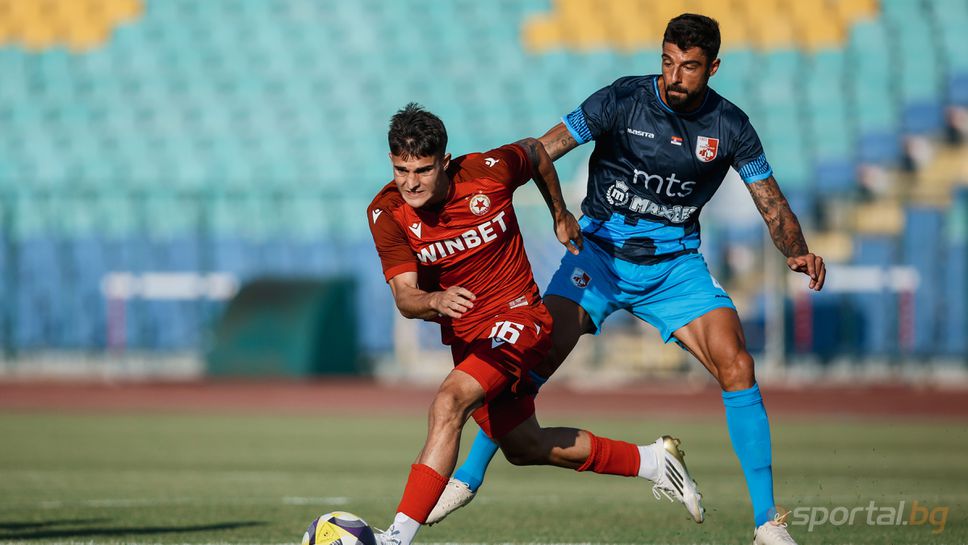 ЦСКА 2:0 Раднички, Илиан Илиев сменен в 5-ата минута