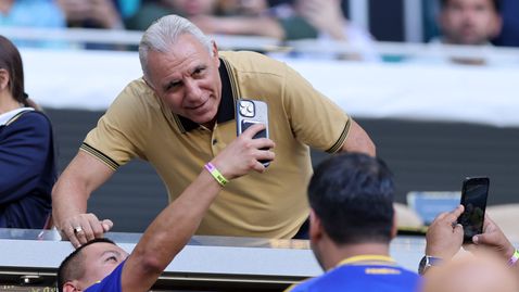 Гръцка легенда към Стоичков: Ти си номер 1 на България!