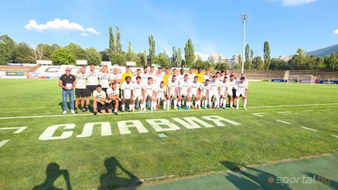  Славия притегли футболист от Коморските острови 