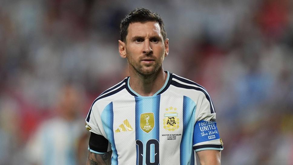 Меси: Никога не съм играл срещу Англия, ще бъде специално