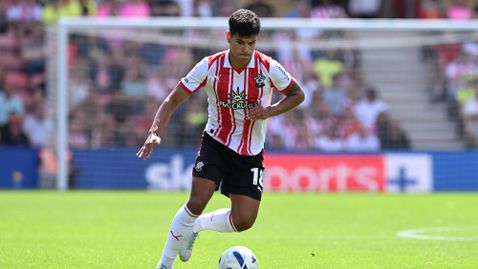  Уест Хам набеляза млад португалски халф 