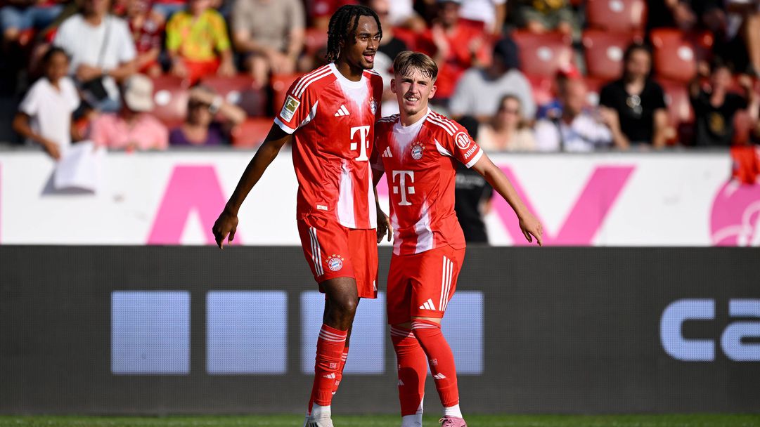 Тийнейджъри блеснаха в последната контрола на Байерн