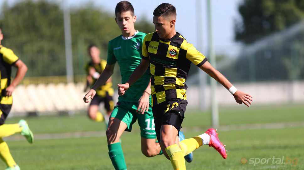 Халф на Ботев (Пд) с решаващ принос за класирането на Палестина на полуфинал на Арабската купа