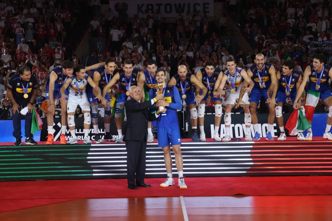 Италия разплака Полша пред 12 000 зрители в Катовице и е новият световен шампион 🏐🏆