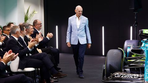  Алонсо: Не е работа на Нюи да оправя непознати неточности 