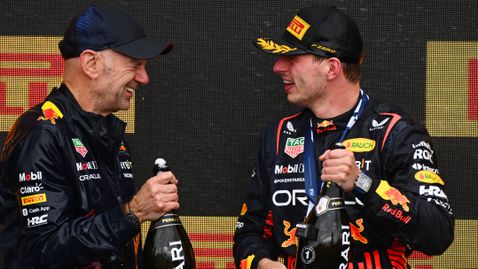 Верстапен не отхвърли възможността отново да работи с Нюи в Астън Мартин