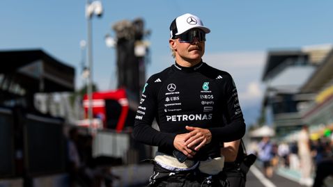 От Мерцедес блокирали Ботас за тестовете с Кадилак