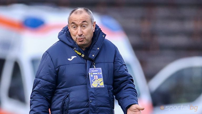 Старши треньорът на Левски Станимир Стоилов най-вероятно ще направи съществени
