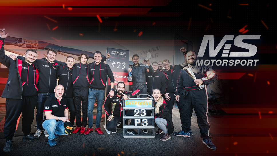 Павел Лефтеров и Стефан Бостанджиев за снимките на "Първата обиколка" и участието си в GT4 състезания в Европа