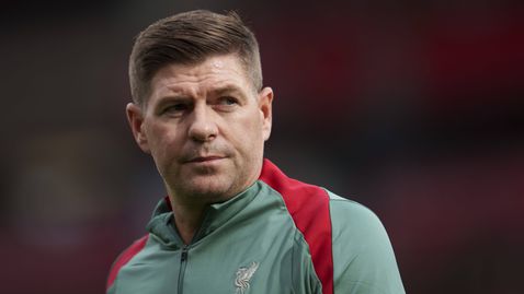 Джерард в крайна сметка няма да се завръща в Рейнджърс