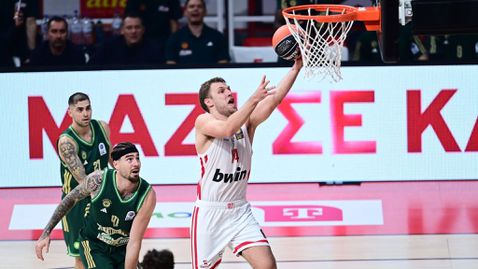  Страхотен Везенков изведе Олимпиакос до успеха в огромното гръцко дерби 