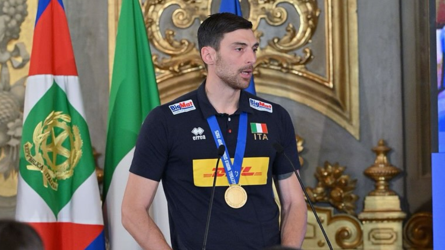 Той е един от най-добрите италиански волейболисти. Завърнал се на