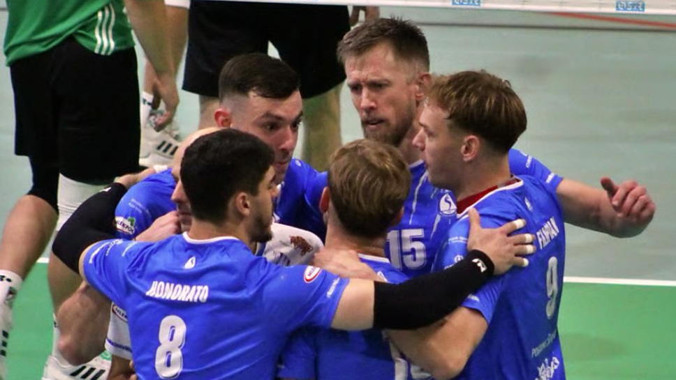 Националът Аспарух Аспарухов и неговият Шлепск Малов Сувалки прекъснаха черната