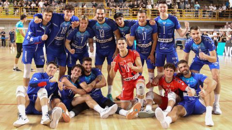 Жасмин Величков заби 22 точки, Монца удари Падуа на Борис Начев