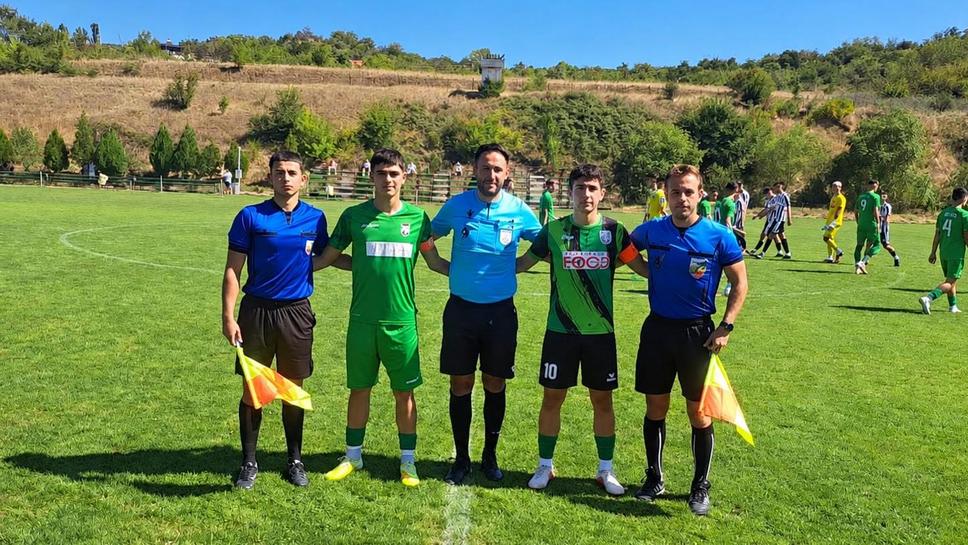 Пирин и Хебър не се победиха при U18