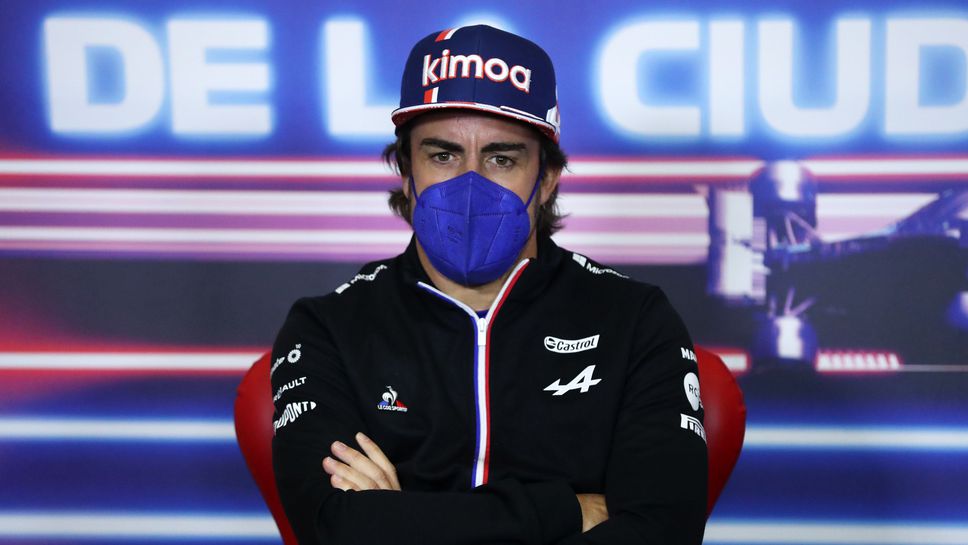 Фернандо Алонсо: Графикът в края на сезон 2021 във Формула 1 е странен