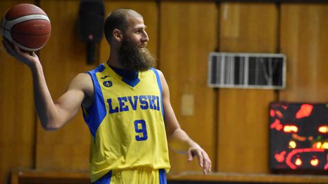 Левски срази Черно море във Варна