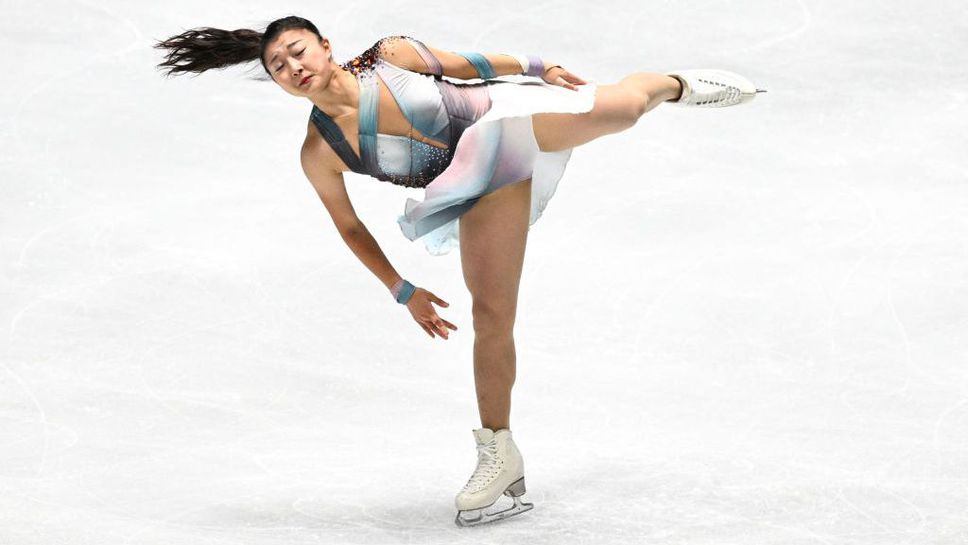 Каори Сакамото спечели кратката в Токио, изнесоха рускиня на ръце след падане