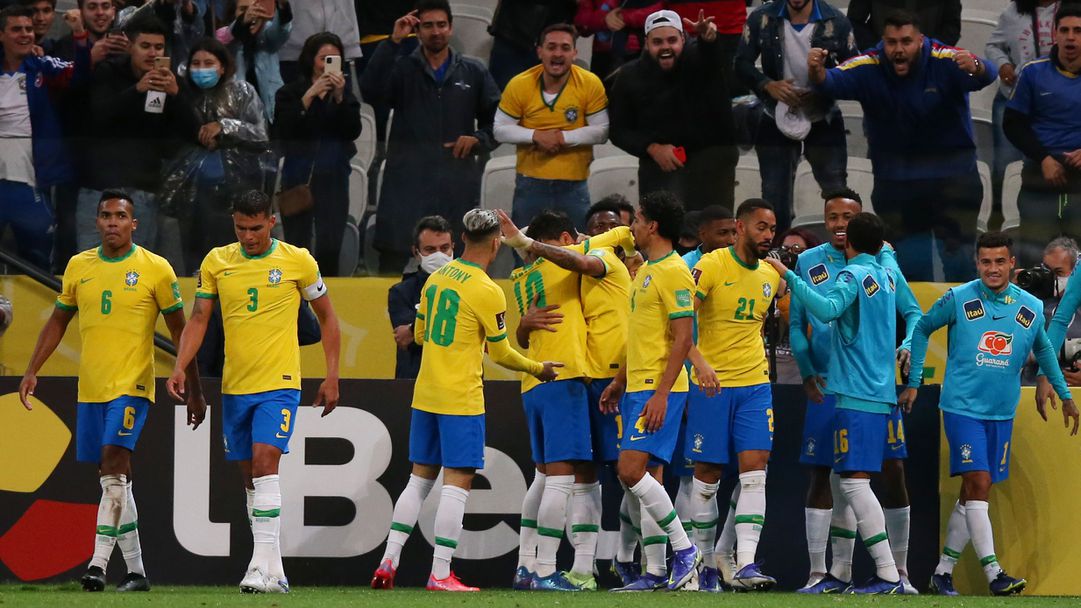 И Колумбия не спря победния ход на Бразилия, "златистите" са на Мондиал