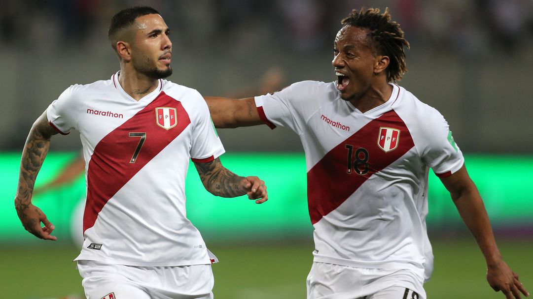 Перу се върна в играта с победа срещу Боливия