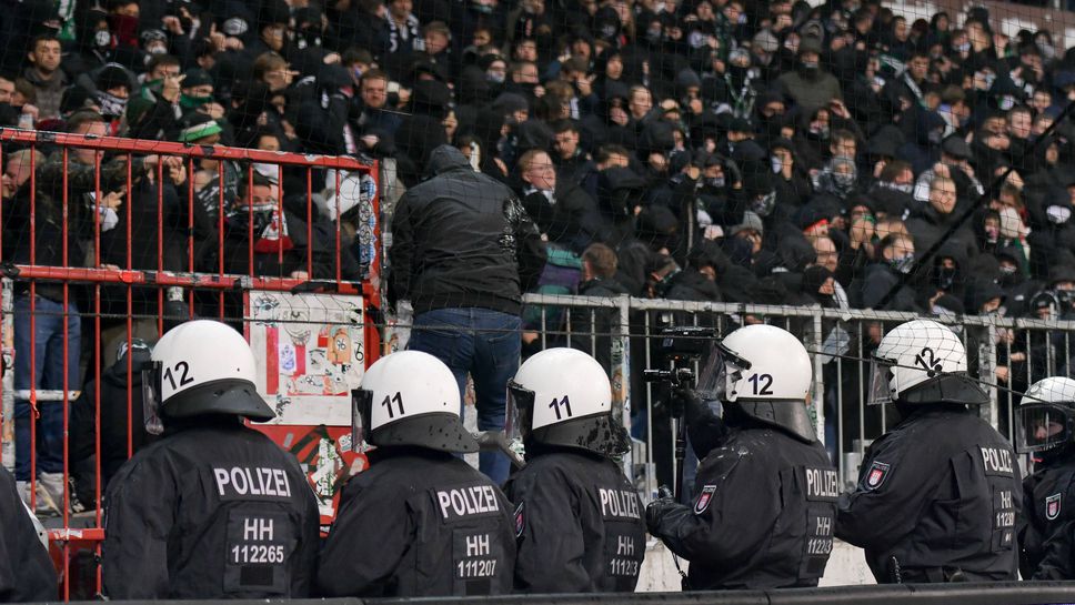 Германската футболна федерация ще разследва зачестилите инциденти с фенове