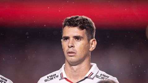  Бивша звезда на Челси колабира по време на проби, може да се наложи да приключи кариерата си 