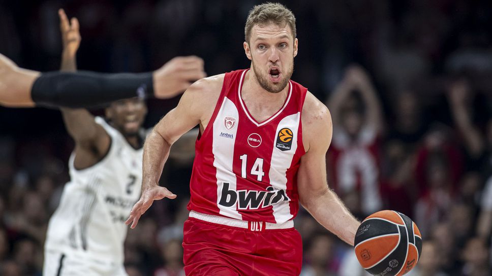 Олимпиакос с комфортен аванс срещу Жалгирис, отново контузия в гръцкия гранд