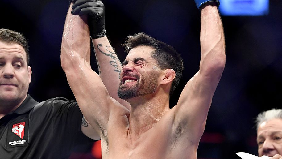 Доминик Крус победи Педро Муньос в страхотен бой