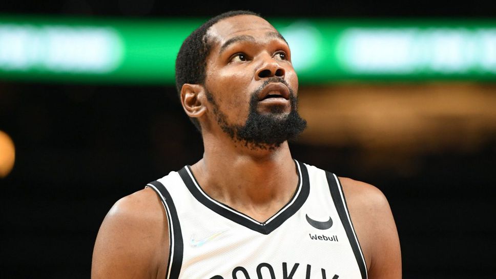 Глобиха Дюрант заради обиди към привърженик