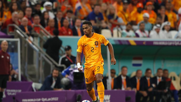 Защитникът на нидерландския национален отбор Юриен Тимбер говори за провеждането