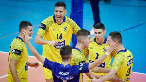 Хебър има своя първи официален партньор