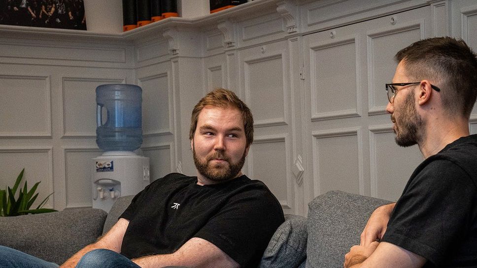 Четвърти треньор ще помага на Karmine Corp