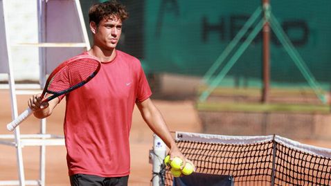 Динко Динев загуби на полуфиналите на турнира от веригата UTR Pro Tennis Tour в Благоевград