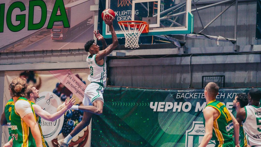 Черно море разпиля Шумен във Варна