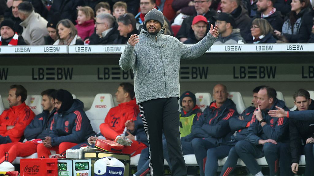 Четирима треньори от екипа на Венсан Компани подписаха нови договори с Байерн