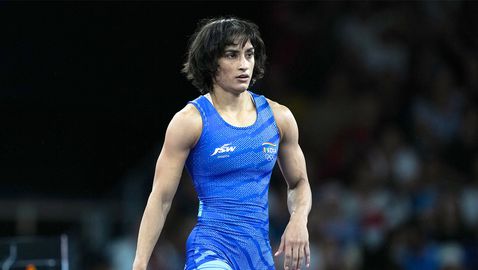 Бунтарка се завръща на тепиха с надежди за олимпийски медал в Лос Анджелис