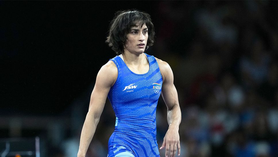 Индийката Винеш Пхогат ще възобнови кариерата си в борбата и