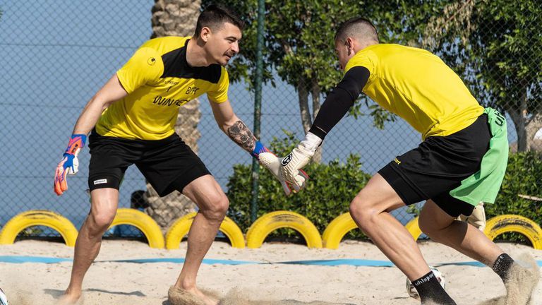  Тежка подготовка за вратарите в Ботев (Пд) 