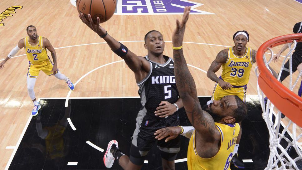 Сакраменто не остави шанс на Лейкърс