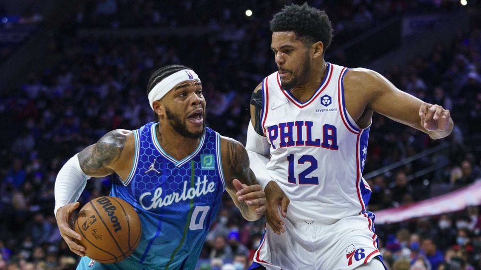 Шарлът сложи край на серията си 16 поредни загуби срещу Филаделфия