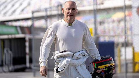 Вилньов: Пиастри играе опасна игра