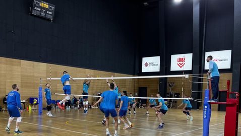  Левски с първа победа за годината 