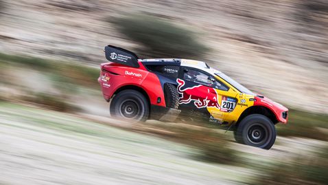  Льоб излезе втори в “Дакар ” след пета поредна етапна победа 