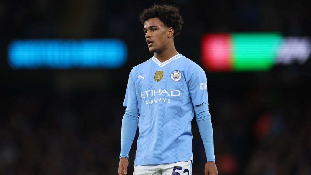 Ман Сити ще продава играчи през януари