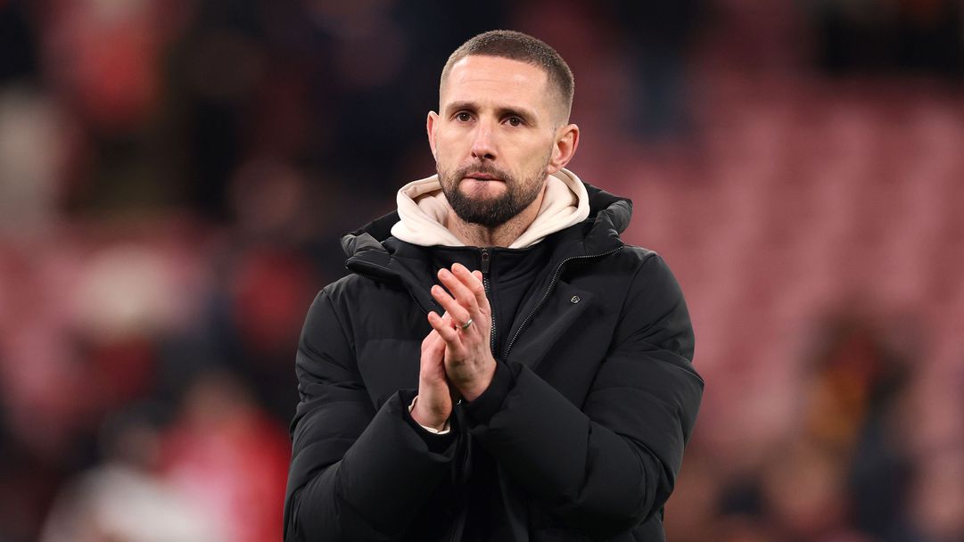 Мениджърът на Барнзли: Собослай не би си позволил такъв пас срещу Арсенал, Челси или Ман Сити