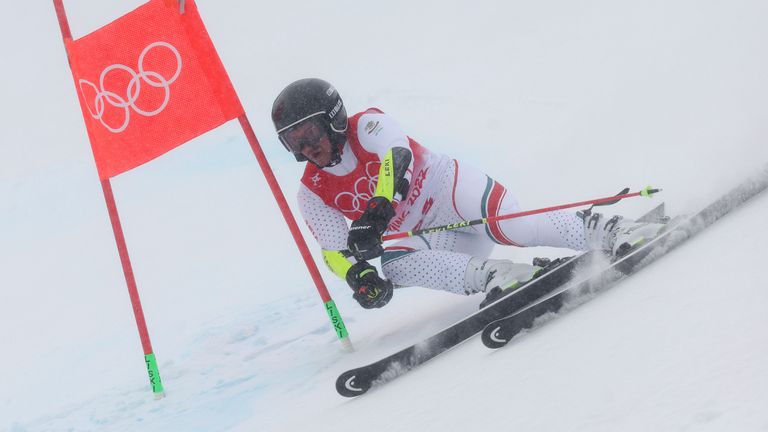  Алберт Попов 27-и след първия манш на гигантския слалом в Пекин, минимални разлики в челото 